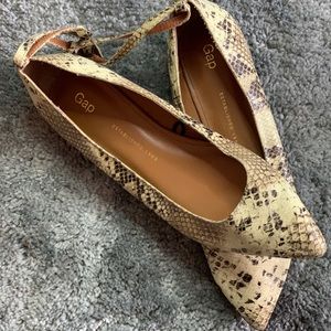 Ankle strap GAP flats